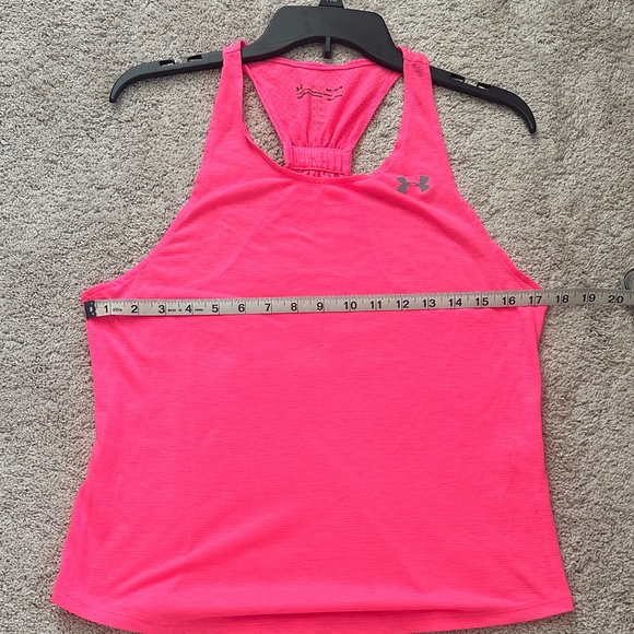 Size Medium Pink Under Armour Tank Top - Picture 2 of 4